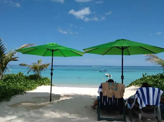 Shanaz Beachside Retreat Apartamento