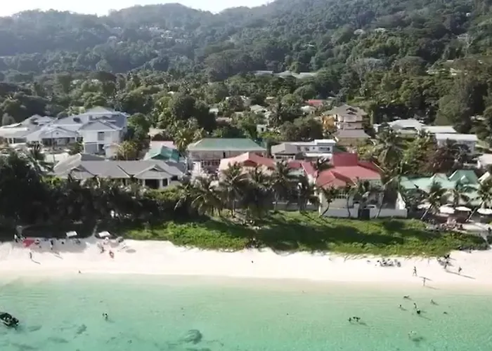 Shanaz Beachside Retreat