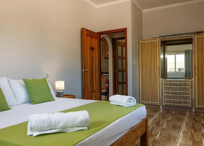 Shanaz Beachside Retreat